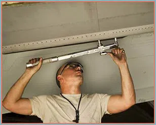 Mendota Golden Garage Door Repair Service Mendota, MN 651-342-8005 Mendota Golden Garage Door Repair Service Mendota, MN 651-342-8005 - 10-install-cont